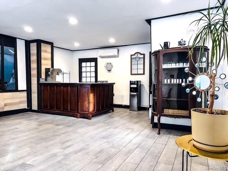 More Photos Of 242 Main St, Grahamsville Storefront Retail Office For Sale