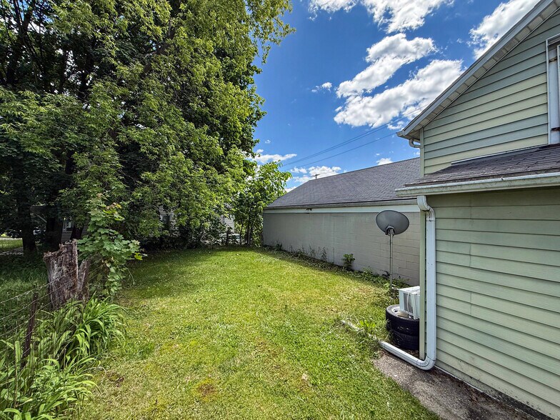 More Photos Of 288 Robinson St, Binghamton Apartments For Sale