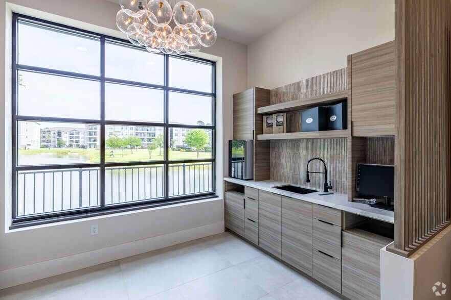 More Photos Of , Magnolia Unknown For Sale