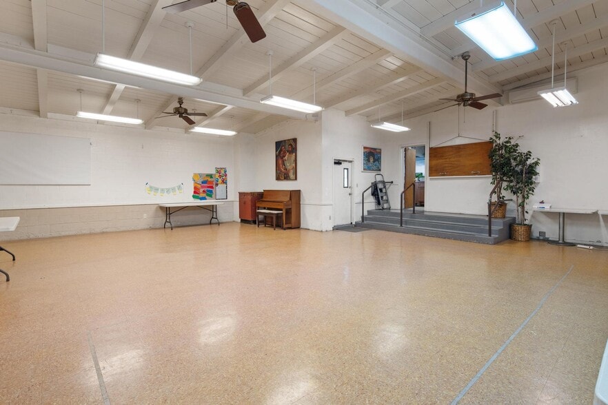 More Photos Of 1920 E St, San Diego Religious Facility For Sale