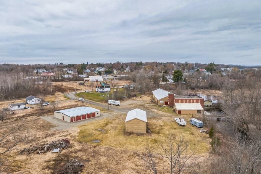 More Photos Of 60 Mill St, Corinna Self Storage For Sale