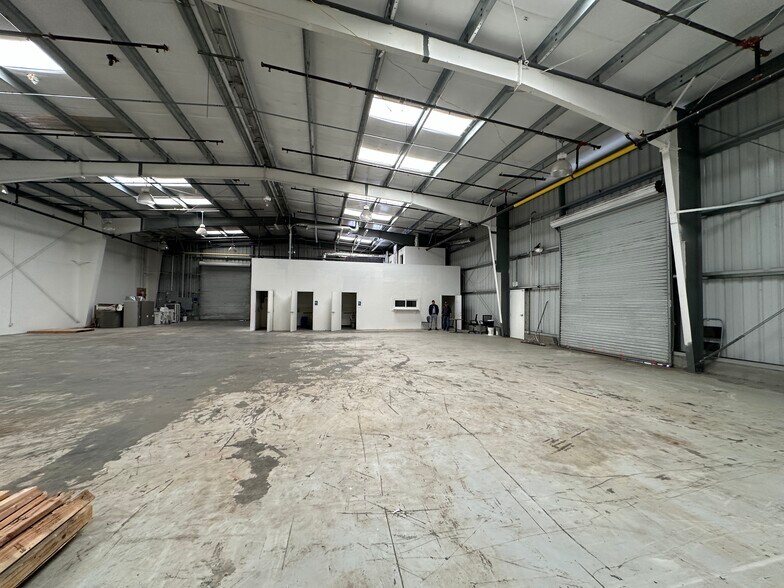 More Photos Of 1405 Van Dyke Ave, San Francisco Industrial For Sale