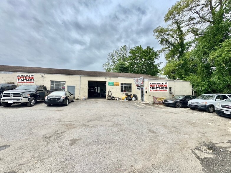 More Photos Of 1959 New York Ave, Huntington Station Auto Repair For Sale