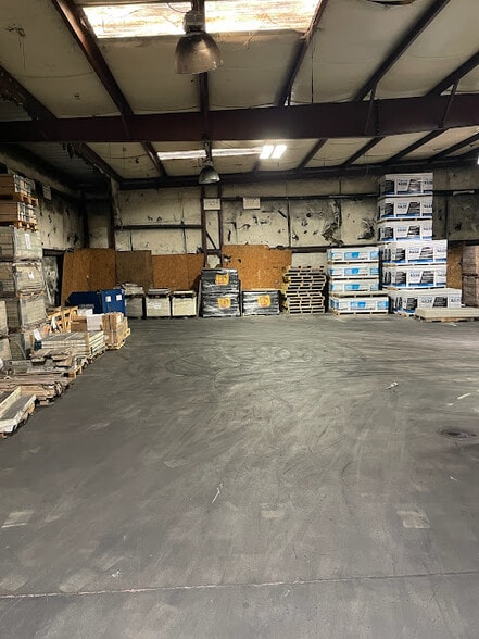 More Photos Of 6354 Warren Dr, Norcross Distribution For Sale