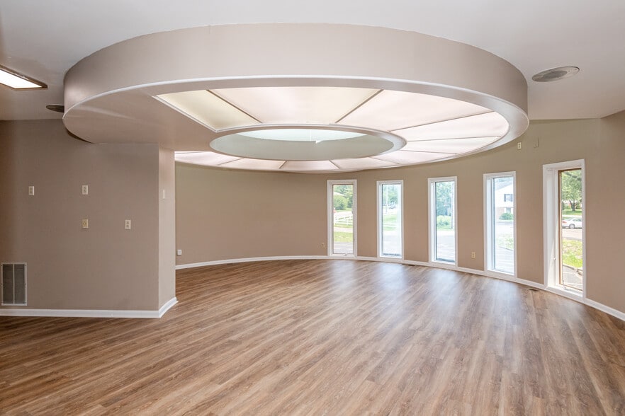 More Photos Of 6750 Brandt Pike, Huber Heights Medical For Lease