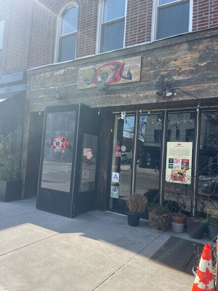 Primary Photo Of 33-18 Ditmars Blvd, Astoria Storefront Retail Residential For Lease