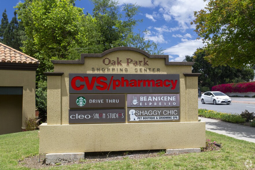 More Photos Of 632 Lindero Canyon Rd, Oak Park Restaurant For Lease