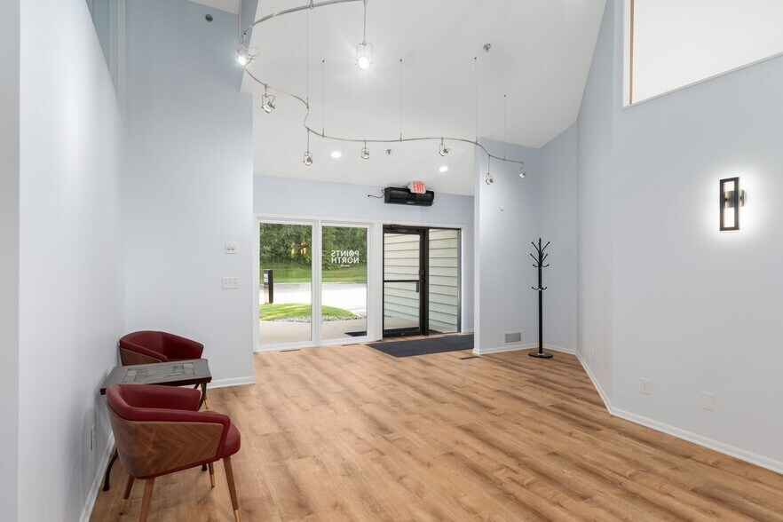 More Photos Of 7815 Telegraph Rd, Bloomington Office For Sale