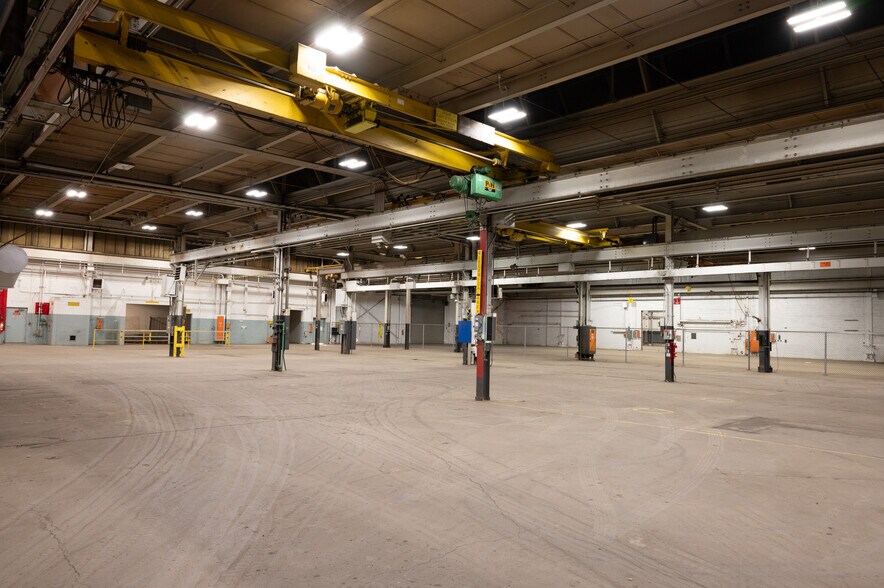 More Photos Of 4700B W Mitchell St, Milwaukee Unknown For Lease