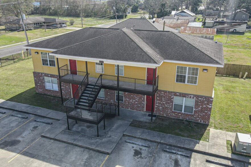 More Photos Of 5500 Hwy 75, Carville Apartments For Sale