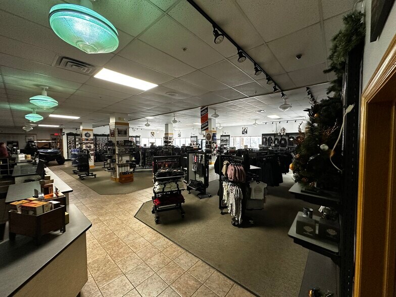 More Photos Of 1285 National Hwy, Cumberland Freestanding For Sale