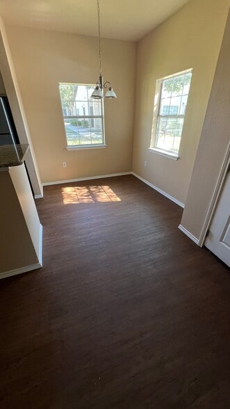 More Photos Of 1000 Diamond Dr, Boerne Apartments For Sale