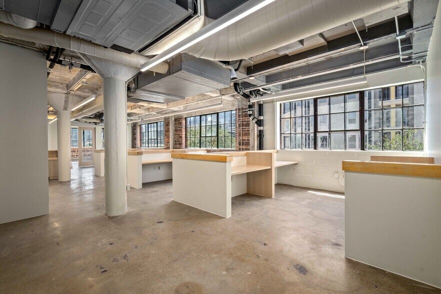 More Photos Of 1701 Commerce St, Houston Loft Creative Space For Lease
