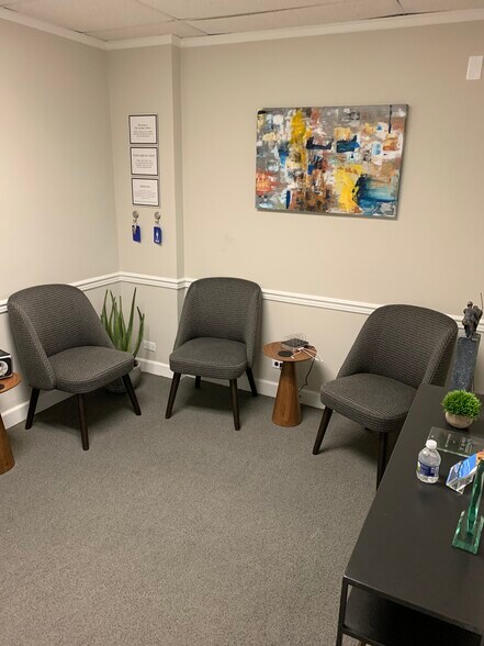 More Photos Of 255 S 17th St, Philadelphia Medical For Lease