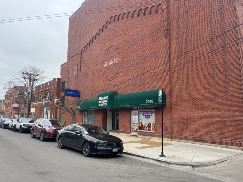 More Photos Of 3948 W 26th St, Chicago Loft Creative Space For Sale