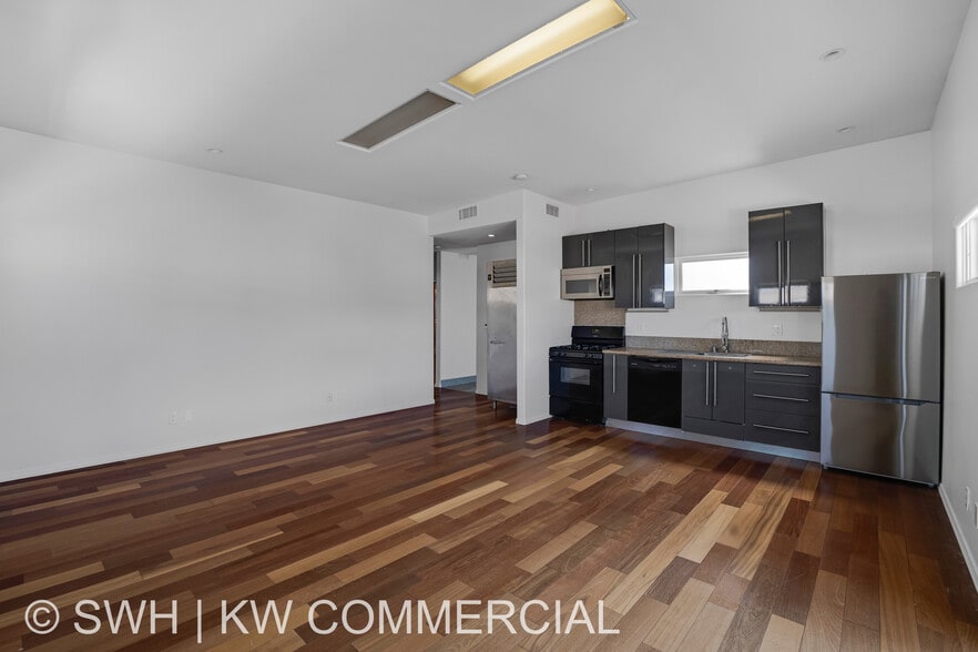 More Photos Of 137 Arena St, El Segundo Flex For Sale