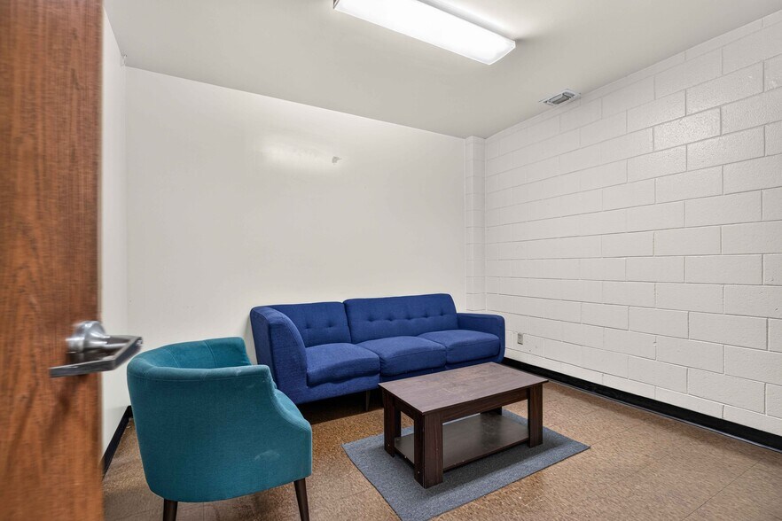 More Photos Of 12220 Rivera Rd, Whittier Warehouse For Lease