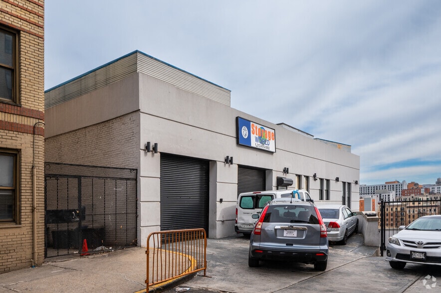 Primary Photo Of 305 E 182nd St, Bronx Light Manufacturing For Sale