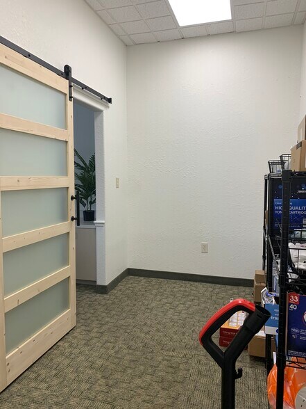 More Photos Of 35801-36091 US Hwy 19 N, Palm Harbor Freestanding For Lease