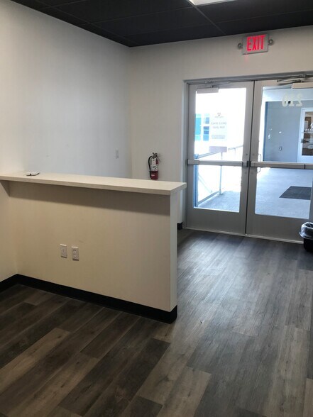 More Photos Of 37 S Water St, Henderson Office Residential For Lease