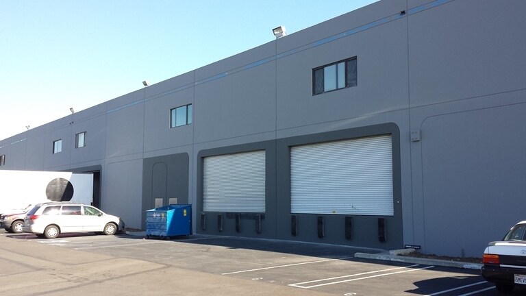 More Photos Of 1031 W Manchester Blvd, Inglewood Light Distribution For Lease
