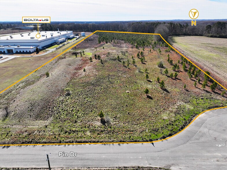 More Photos Of Off Boone Blvd, Northport Land For Lease