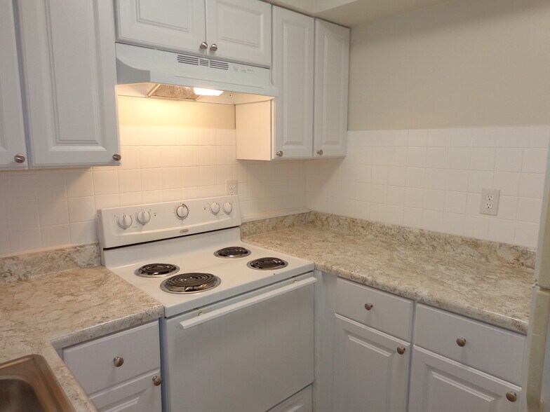 More Photos Of 5537 Iowa Ave, Norfolk Apartments For Sale