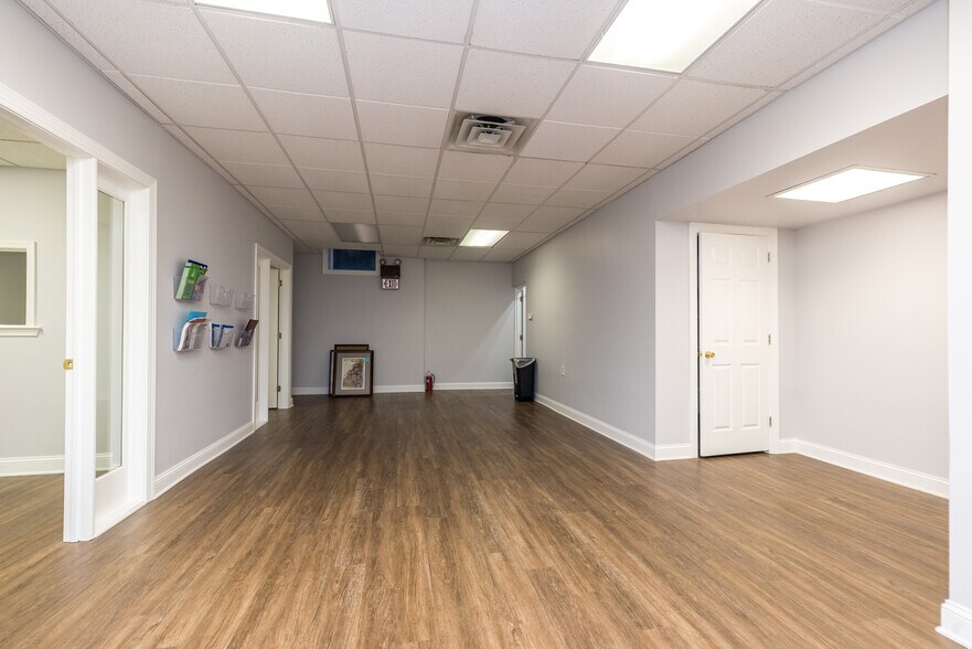 More Photos Of 600 E Main St, Lansdale Office Residential For Sale