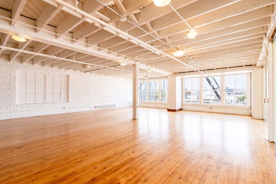 More Photos Of 2973 16th St, San Francisco Office For Lease