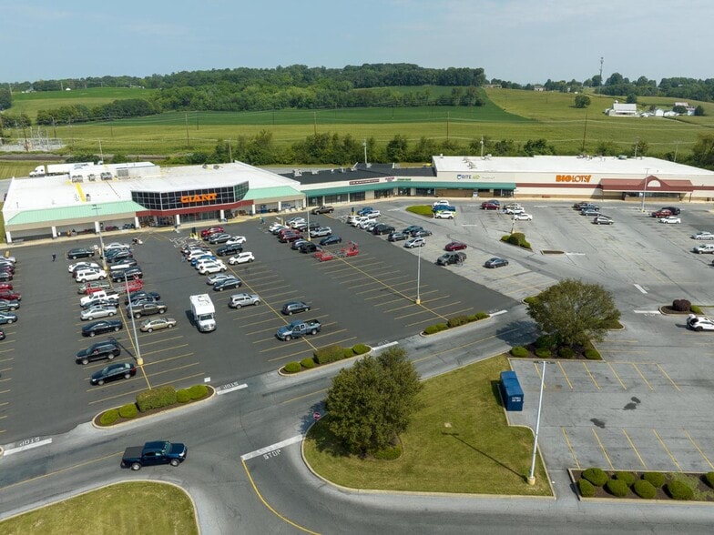 More Photos Of 481 W Penn Ave, Cleona Unknown For Lease