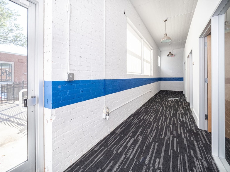 More Photos Of 733 Foster St, Durham Office For Lease