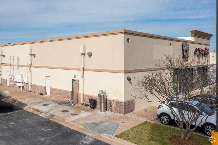 More Photos Of 6501-6887 Highway 6 N, Houston Unknown For Lease