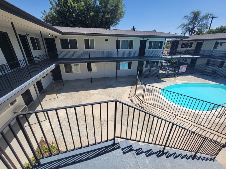 More Photos Of 1881 Loma Vista St, Riverside Apartments For Sale