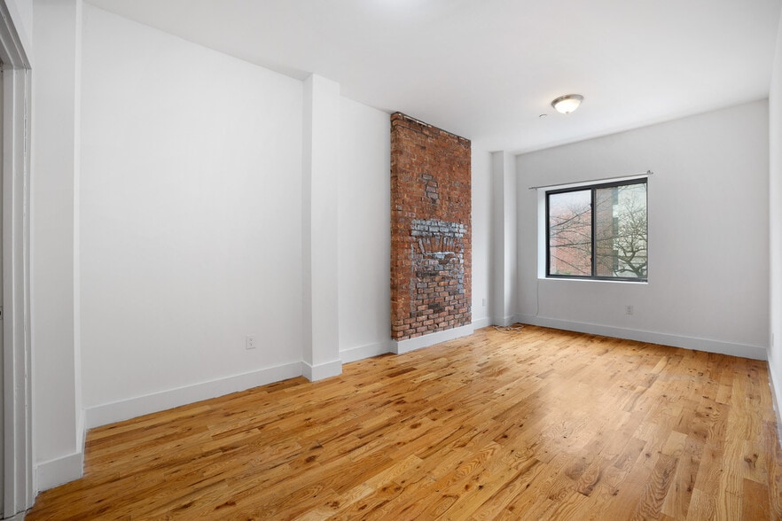More Photos Of 476 Gates Ave, Brooklyn Apartments For Sale