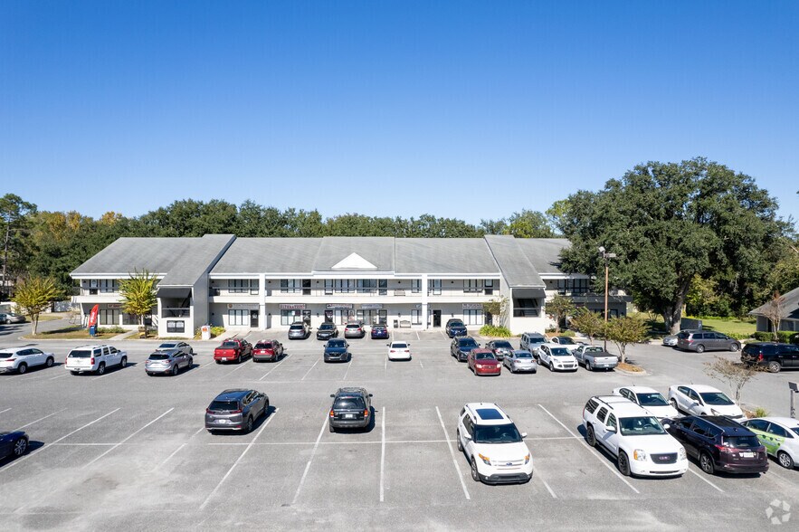 More Photos Of 1857 Wells Rd, Orange Park Office For Lease