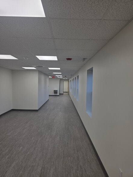 More Photos Of 23 Commonwealth Ave, Chestnut Hill Office For Lease
