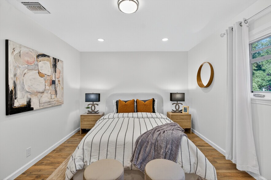 More Photos Of , Tujunga Multifamily For Sale