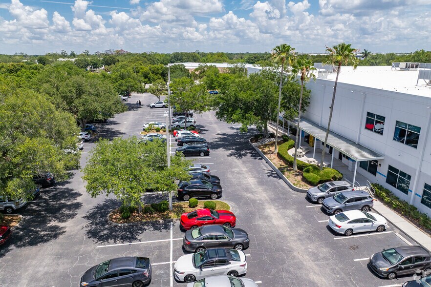More Photos Of 2511 Corporate Way, Palmetto Light Distribution For Lease