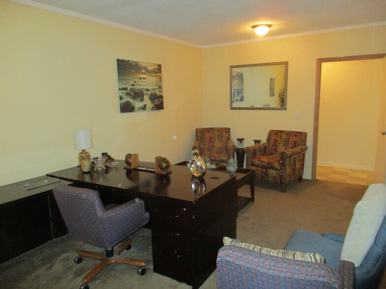 More Photos Of 2024 N Maplewood Ave, Tulsa Religious Facility For Sale