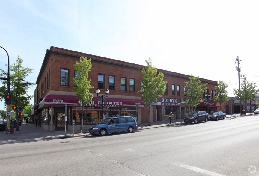 More Photos Of 1401-1411 SE 4th St, Minneapolis Storefront Retail Office For Lease