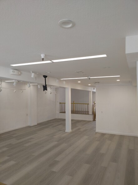 More Photos Of 960 Folsom St, San Francisco Storefront Retail Office For Lease