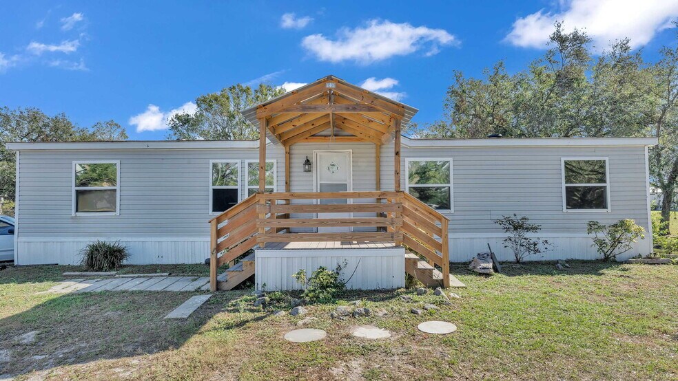 More Photos Of 705 Jerry Smith Rd, Dover Light Manufacturing For Sale