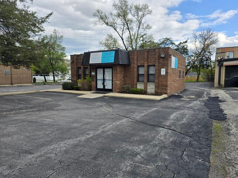More Photos Of 9629 S Southwest Hwy, Oak Lawn Medical For Sale