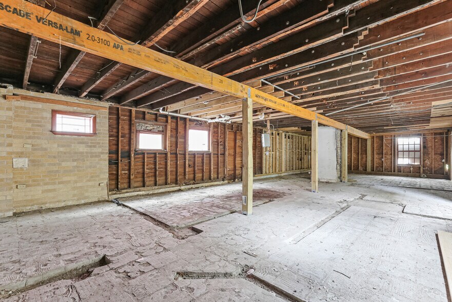 More Photos Of 1468 N Claiborne Ave, New Orleans Office Residential For Sale