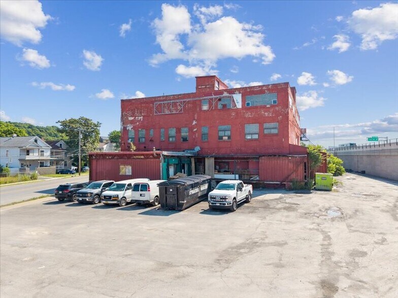 More Photos Of 808-822 Burnet Ave, Syracuse Warehouse For Sale