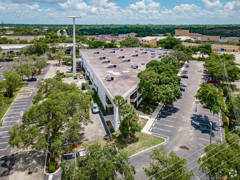 More Photos Of 1800 NW 69th Ave, Plantation Light Distribution For Sale