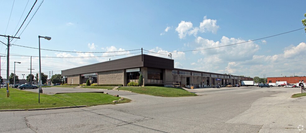 More Photos Of 963-979 Brock Rd, Pickering Flex For Lease