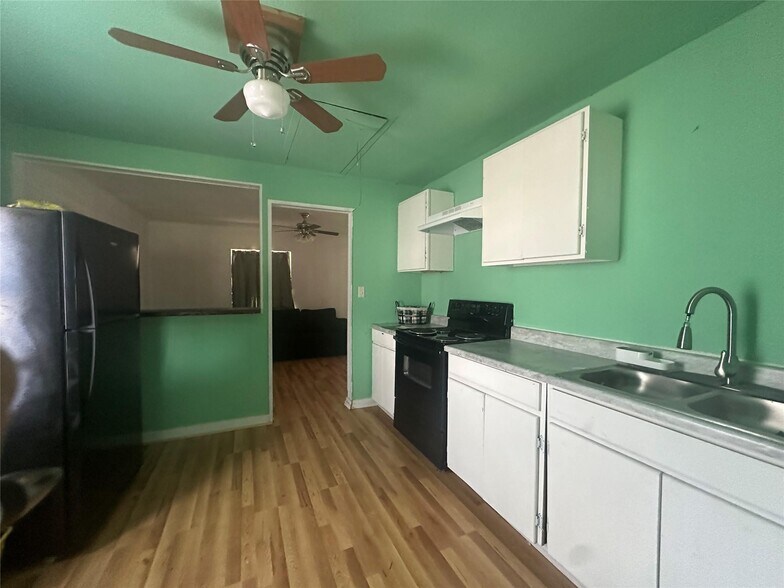 More Photos Of 2764 W Highway 199, Springtown Apartments For Sale