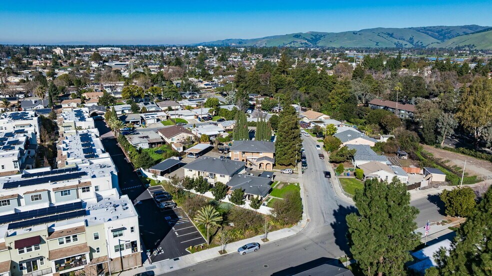 More Photos Of 40775 Max Dr, Fremont Apartments For Sale