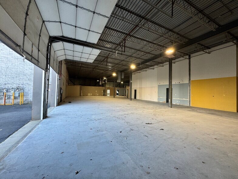 More Photos Of 101 Colin Dr, Holbrook Manufacturing For Lease